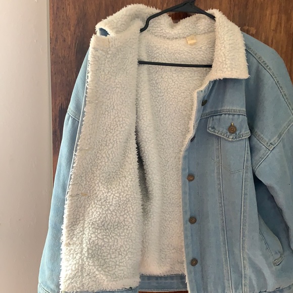 Jean jacket - Picture 2 of 3